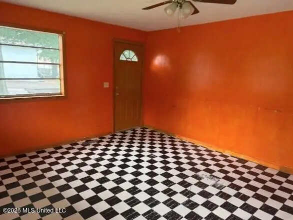 221 N West Street, Mendenhall, MS 39114 - #3