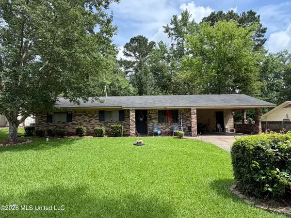 1920 Bienville Drive, Jackson, MS 39212