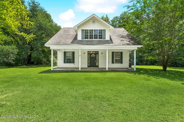 26 Harvey Burks Road, Picayune, MS 39466