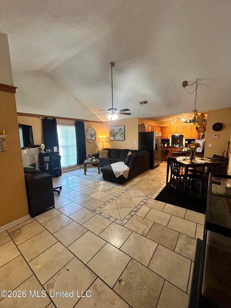 3741 Iron Horse Drive, Horn Lake, MS 38637 - #2