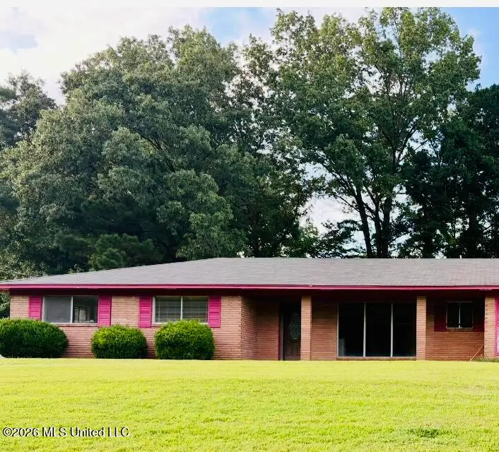 105 Strothers Drive, Vicksburg, MS 39180 - #1