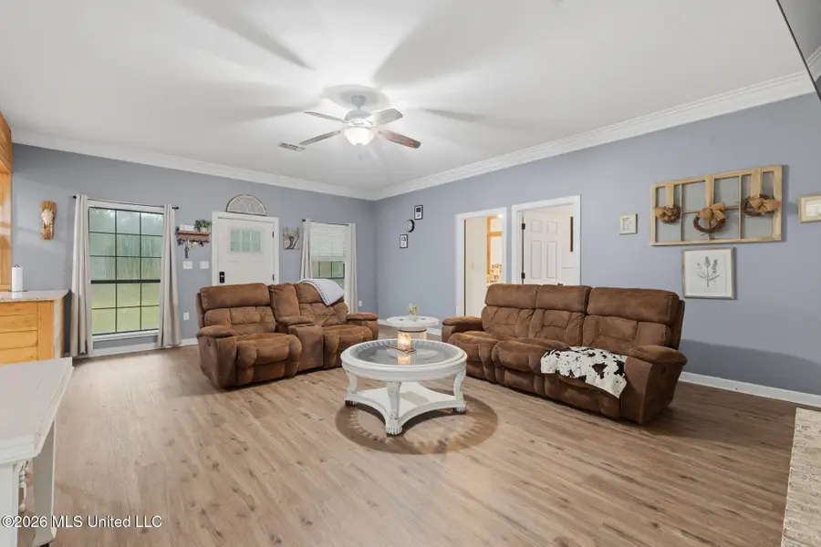 1310 W Border Avenue, Wiggins, MS 39577 - #2