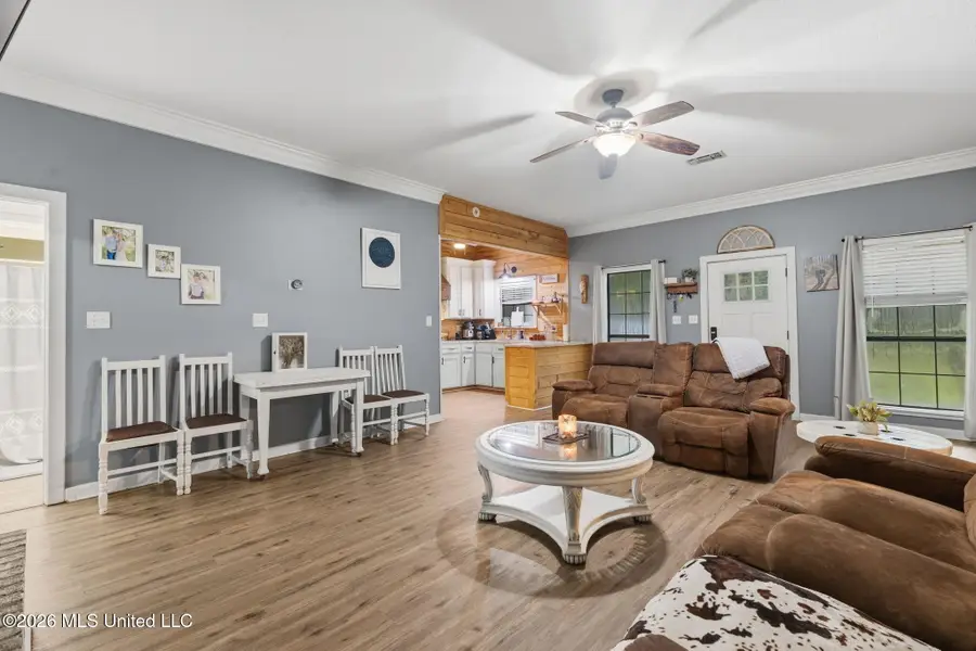 1310 W Border Avenue, Wiggins, MS 39577 - #3