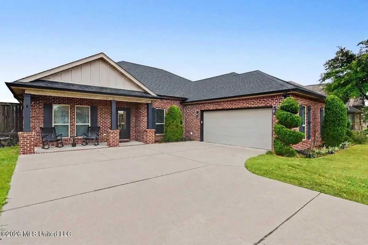 6682 Sugarcane Circle, Ocean Springs, MS 39564 - #1