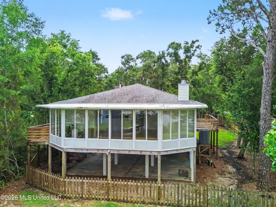 1277 John Evans Drive, Gulfport, MS 39507 - #2