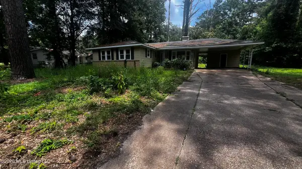 3110 Peterson Drive, Jackson, MS 39212