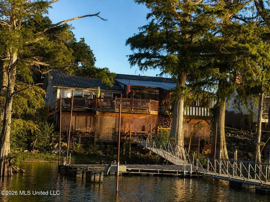2740 Moon Lake Road, Coahoma, MS 38617 - #2