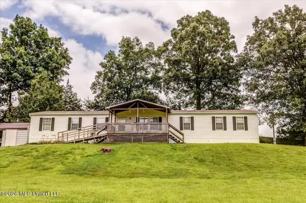 2041 King Road, Southaven, MS 38671