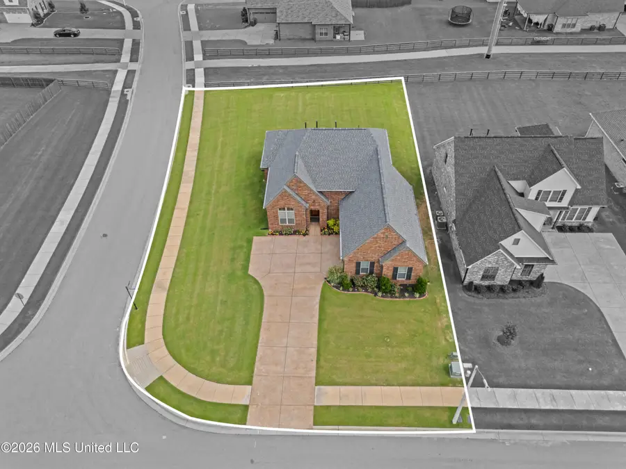 3452 Kreunen Street, Nesbit, MS 38651 - #3