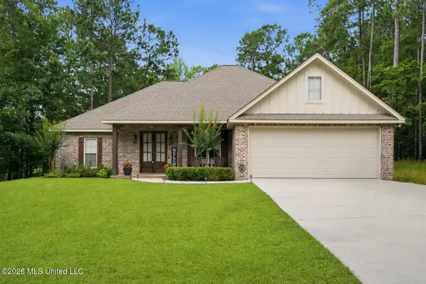 65 Stonegate Drive, Hattiesburg, MS 39402