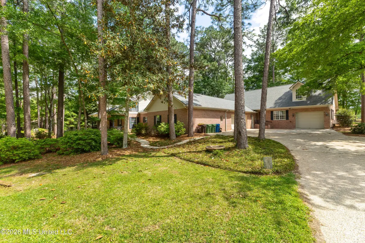 87 Fairlake Drive, Hattiesburg, MS 39402 - #1