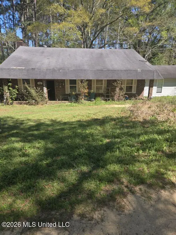 283 Simpson Highway 28, Magee, MS 39111