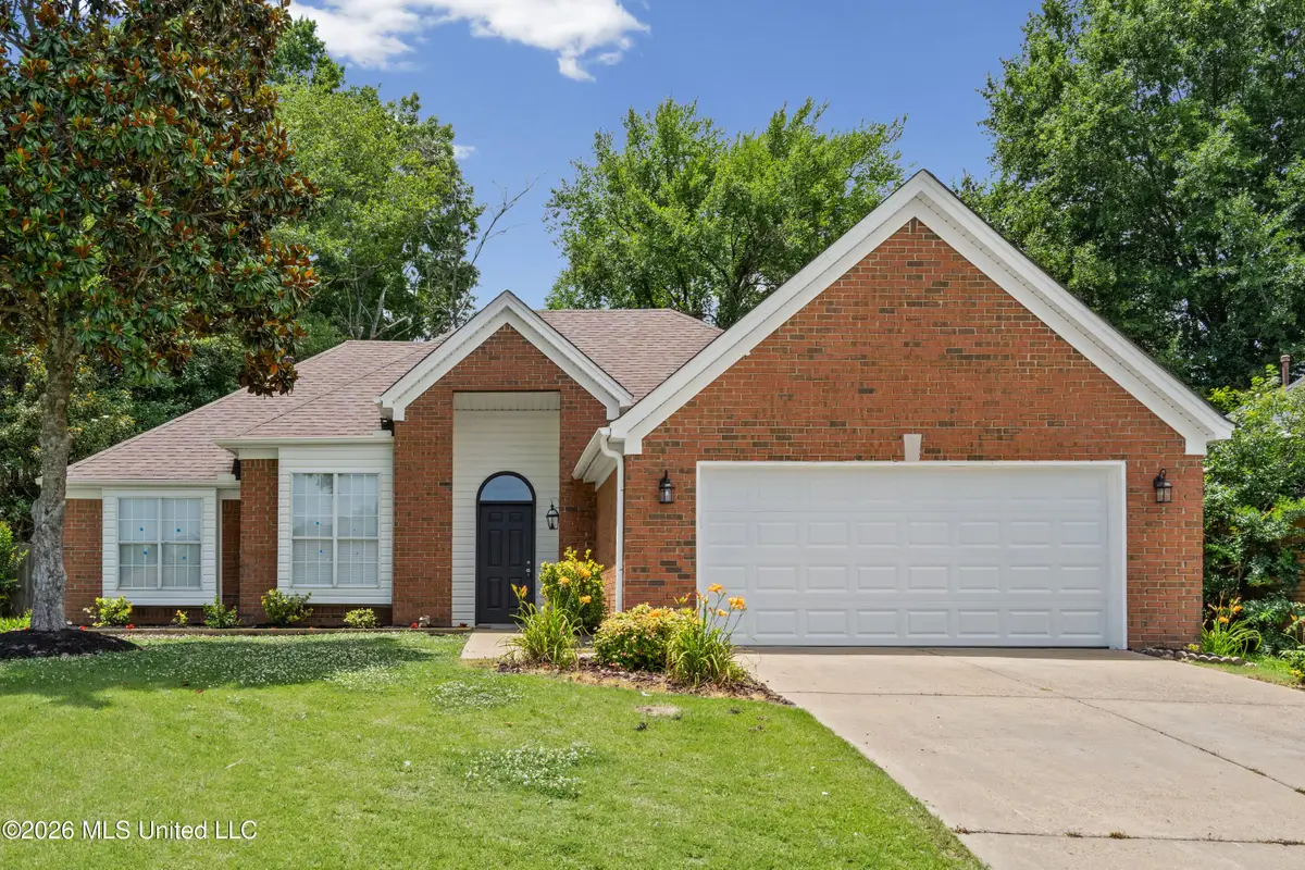 6127 W Morgan Manor Drive, Olive Branch, MS 38654 - #1