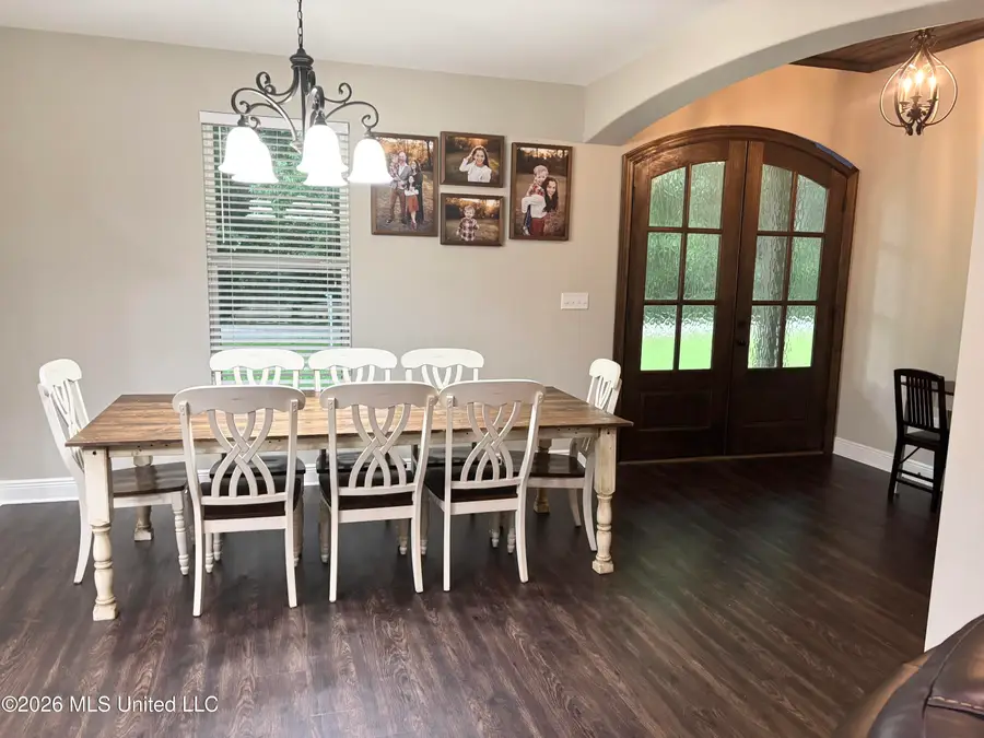 8809 Stonewall Street, Ocean Springs, MS 39564 - #3
