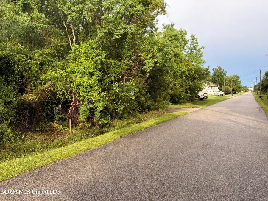 232 Pine Ridge Drive, Waveland, MS 39576 - #2