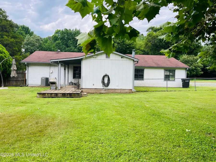 99 Crestfield Road, Coldwater, MS 38618 - #2