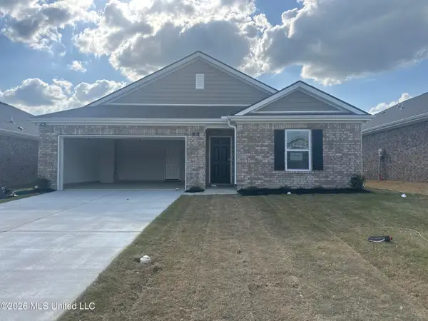 77 Pine Street, Byhalia, MS 38611