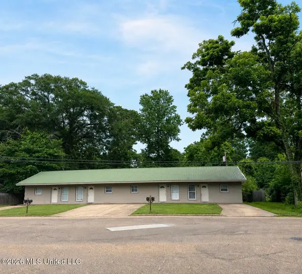 101 5th Avenue, Magee, MS 39111