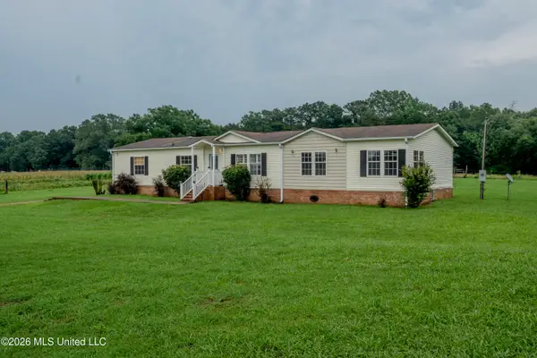 749 J Burnham Road, Pelahatchie, MS 39145