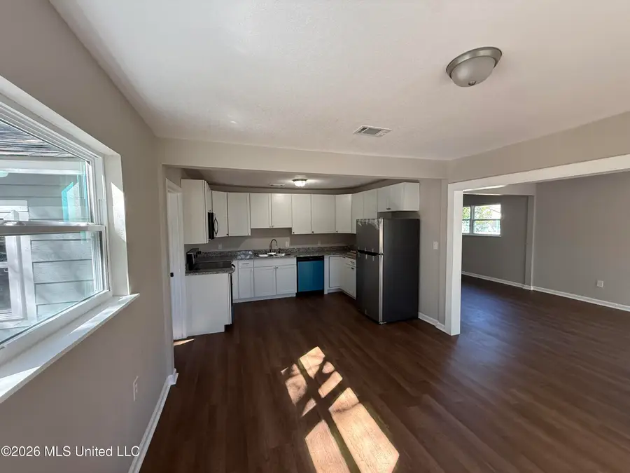 1811 Wilson Avenue, Pascagoula, MS 39567 - #3