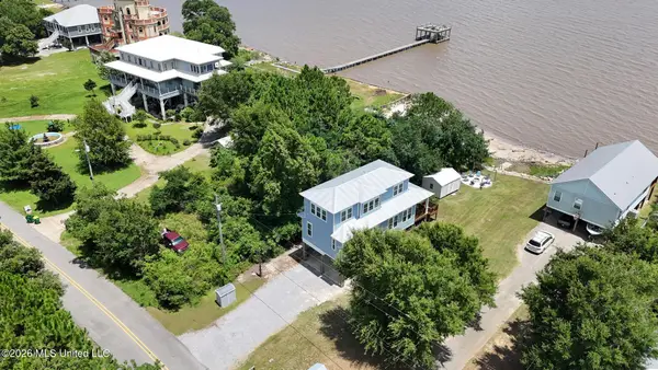 5125 E Belle Fontaine Road, Ocean Springs, MS 39564