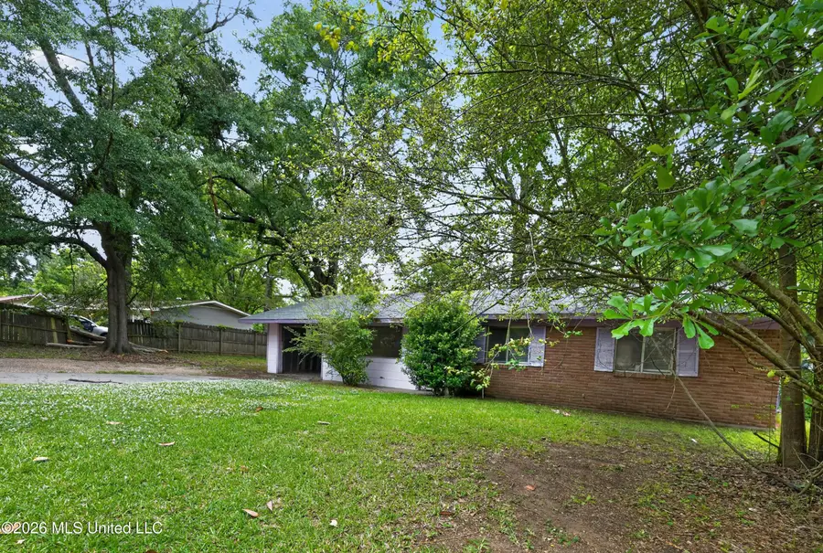 366 Queen Marie Lane, Jackson, MS 39209 - #3
