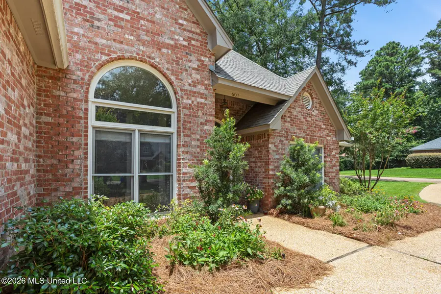 607 Wendover Way, Ridgeland, MS 39157 - #2