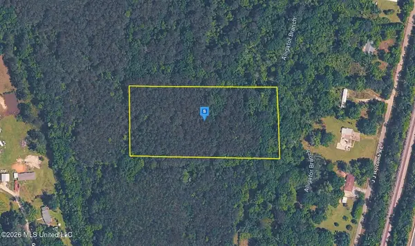 265 J J Holcomb Road, Picayune, MS 39466