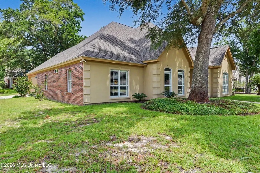 426 Carmargue Lane, Biloxi, MS 39531 - #2