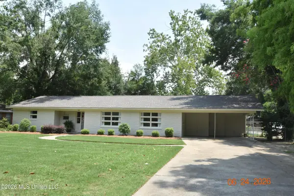 408 E Park Avenue, Greenwood, MS 38930