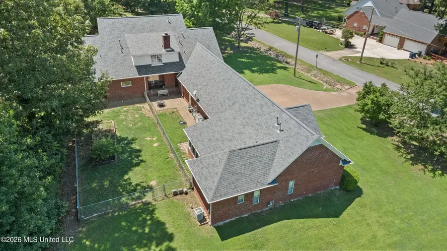 6460 Autumn Oaks Drive, Olive Branch, MS 38654 - #3