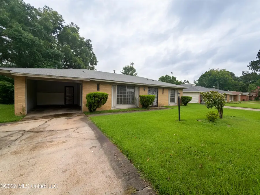 2002 Queensroad Avenue, Jackson, MS 39213 - #2