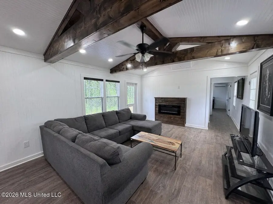 2370 Cr-719, Blue Mountain, MS 38610 - #2