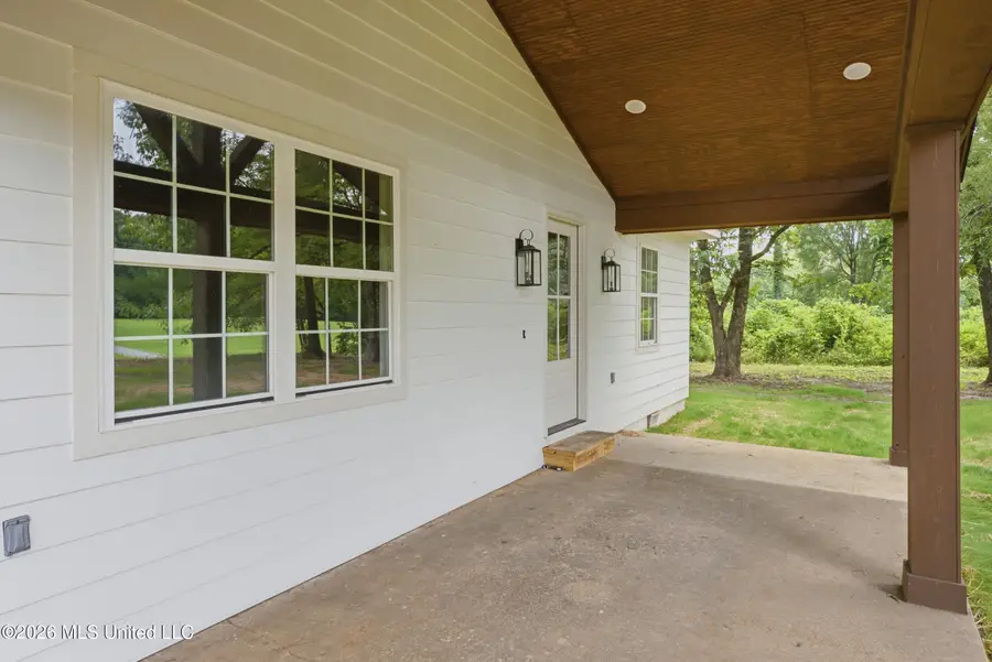 4683 Belmont Road, Hernando, MS 38632 - #2