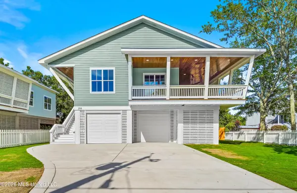 258 Clark Avenue, Pass Christian, MS 39571