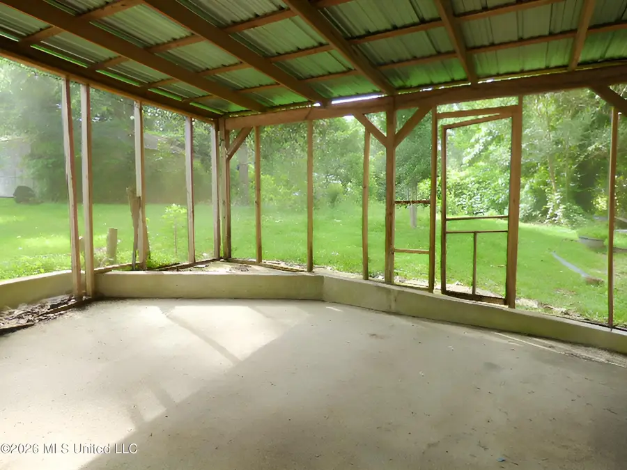 213 Oakland Drive, Natchez, MS 39120 - #3