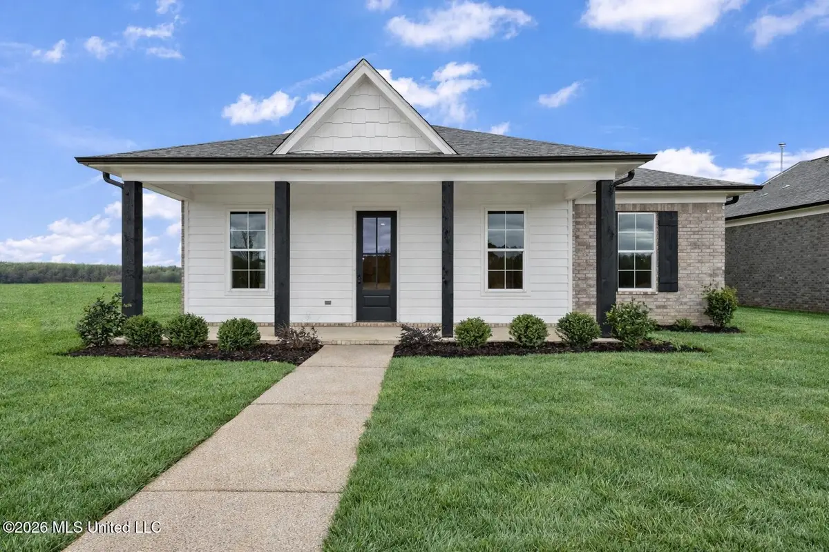 490 Bolivar Drive, Nesbit, MS 38651 - #1
