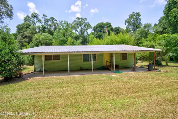 13513 Bunker Hill Road, Moss Point, MS 39562