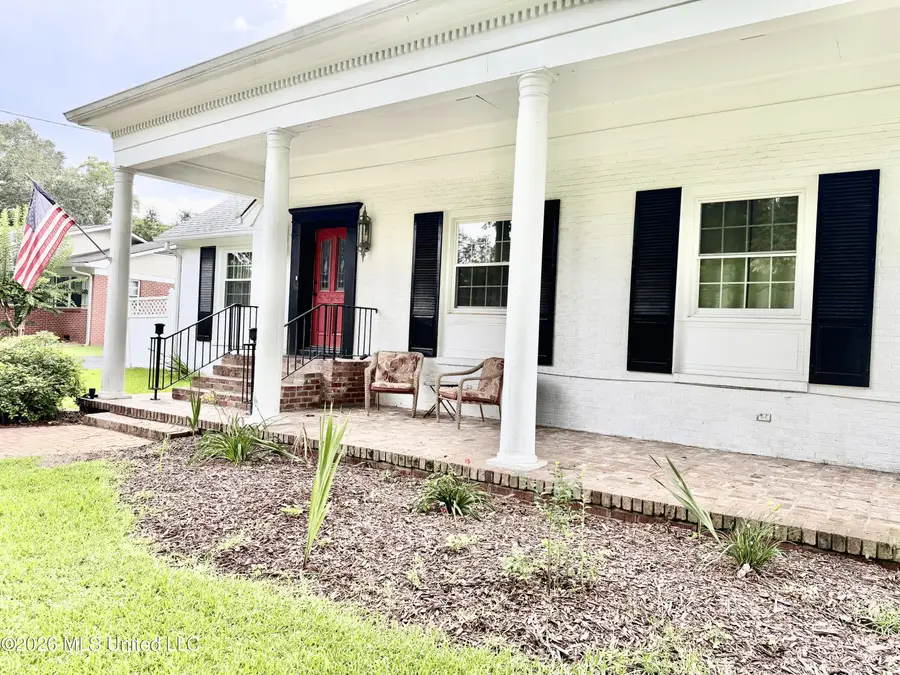 1640 Old Bay Springs Road, Laurel, MS 39440 - #3