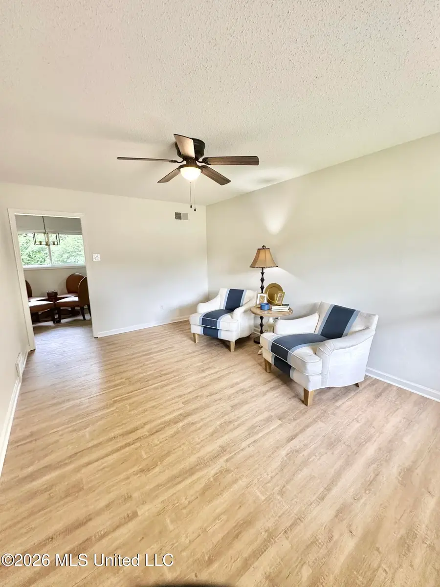 7760 Deerfield Cove, Southaven, MS 38671 - #2