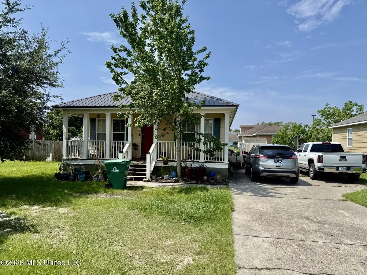658 Union Street, Bay Saint Louis, MS 39520 - #1
