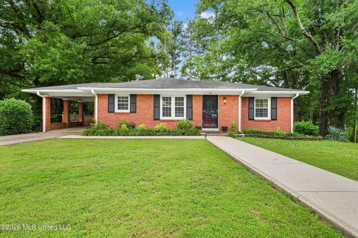 415 Hamilton Street, Holly Springs, MS 38635 - #1