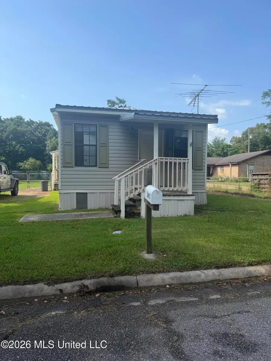 3405 Charlie Avenue, Pascagoula, MS 39581 - #2