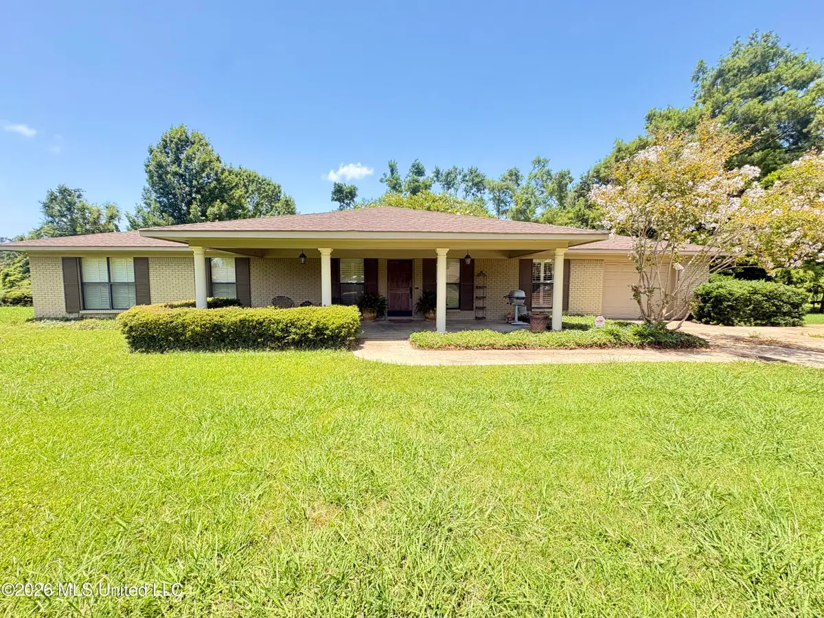 403 Isobel Street, Belzoni, MS 39038 - #1