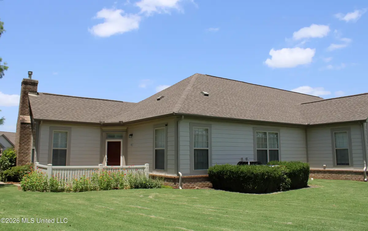 8753 Parkview Oaks Circle, Olive Branch, MS 38654 - #1