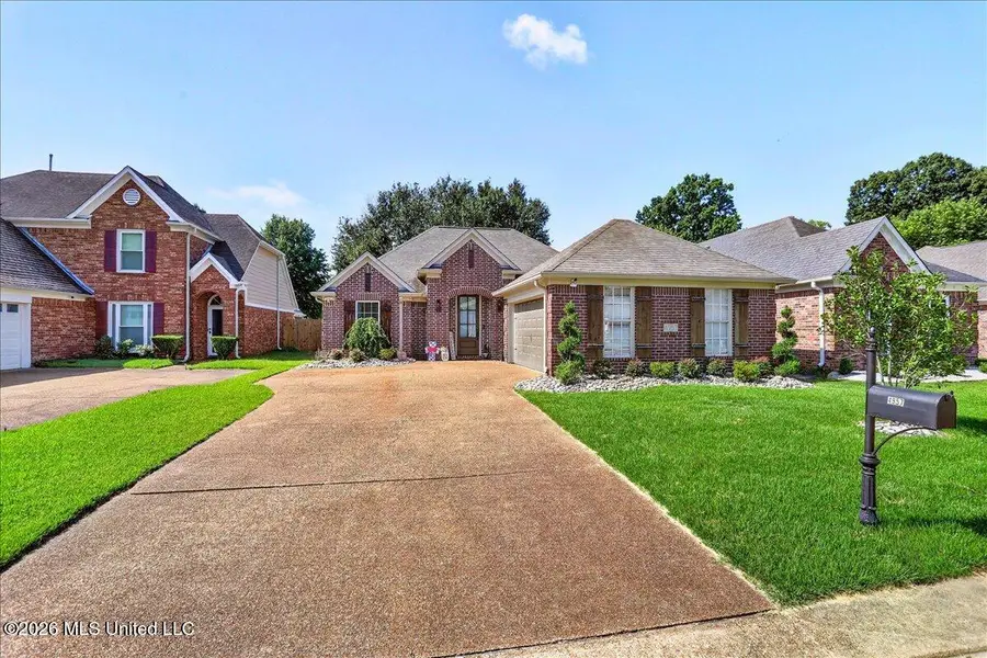 4957 Graham Lake Drive, Olive Branch, MS 38654 - #3