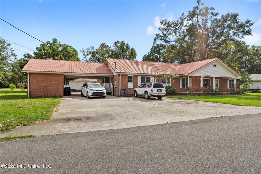 140 Myrtle Street, Taylorsville, MS 39168 - #2