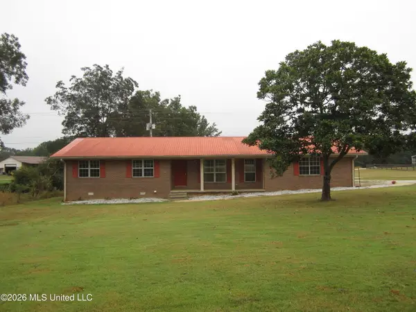 1558 Mississippi 30, New Albany, MS 38652