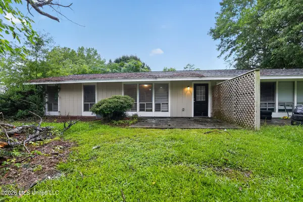 5710 Orchard View, Jackson, MS 39211