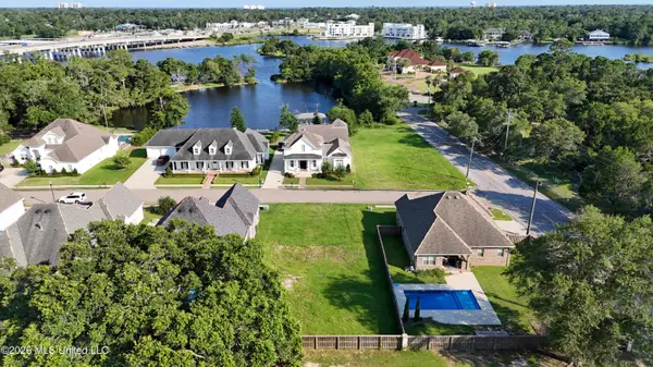 Sundown Lane, Gulfport, MS 39503